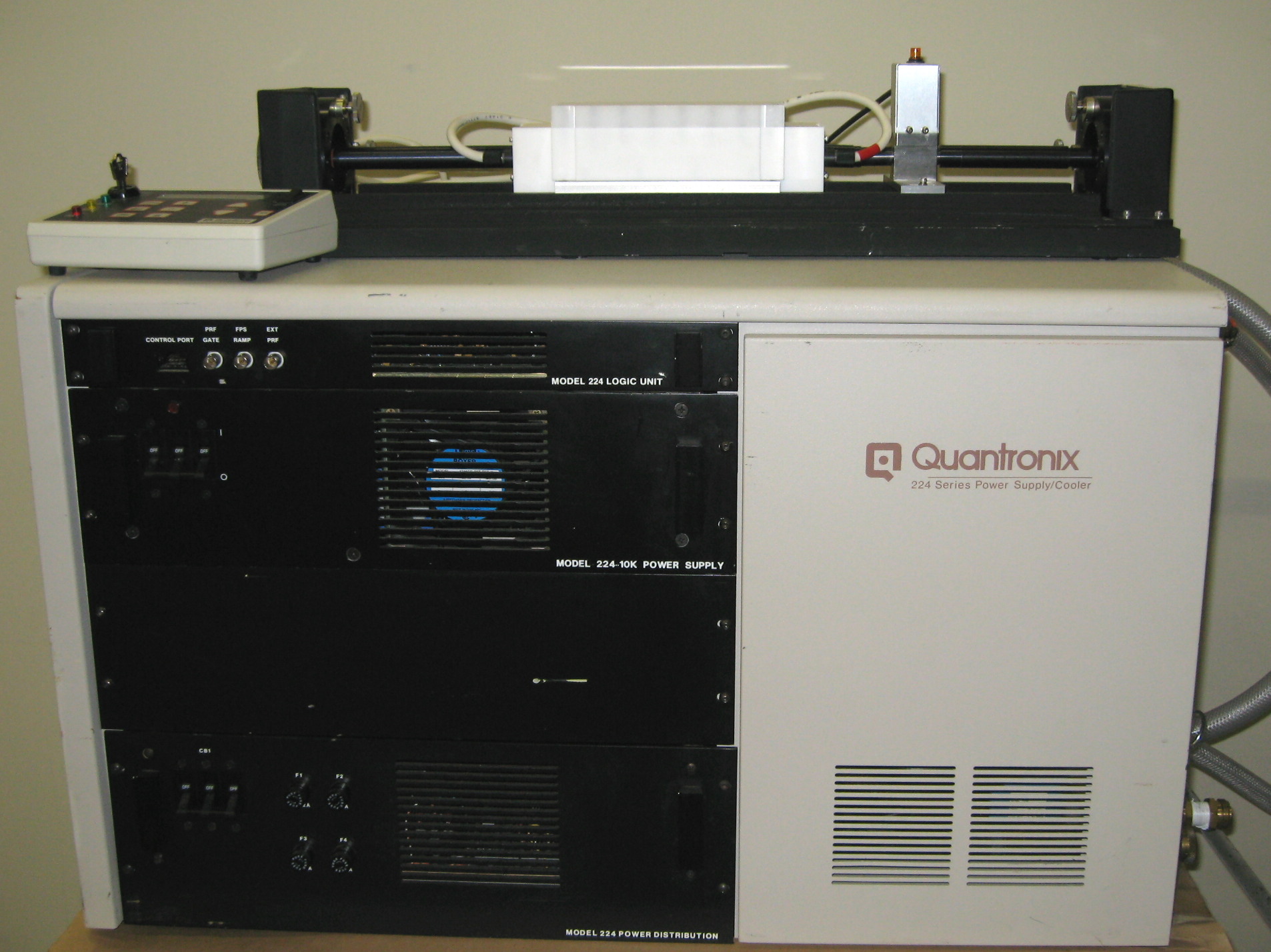 Quantronix #118Y-M/CW-100
